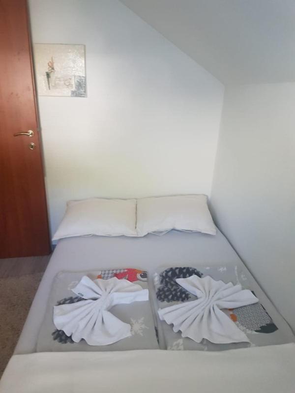 Apartman Salus 투즐라 외부 사진