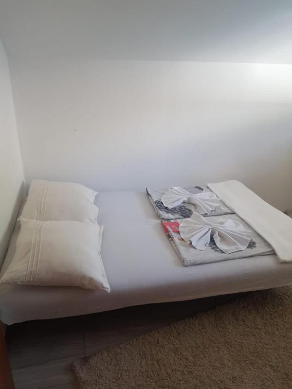 Apartman Salus 투즐라 외부 사진